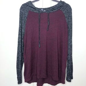 Nicole Miller Sweatshirt